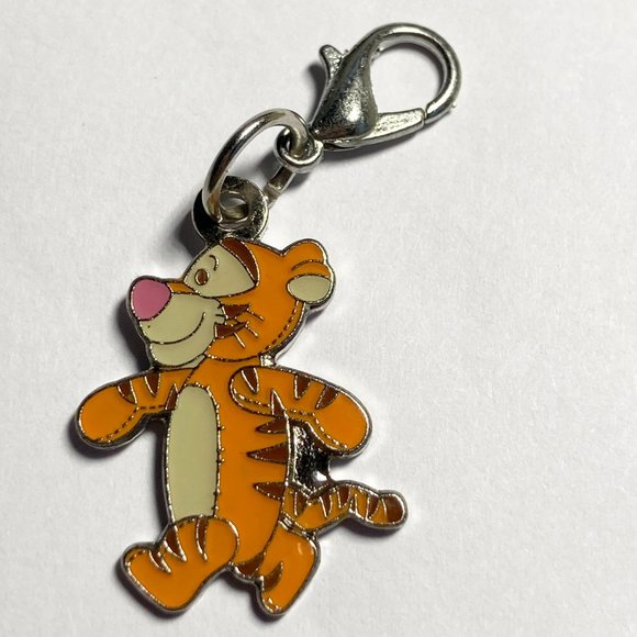 Vintage Disney Winnie The Pooh Tigger Clip On Lot of 6 Charms Purse Zipper Pull - Picture 7 of 11